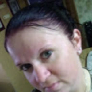 Meet your Posher, Lara